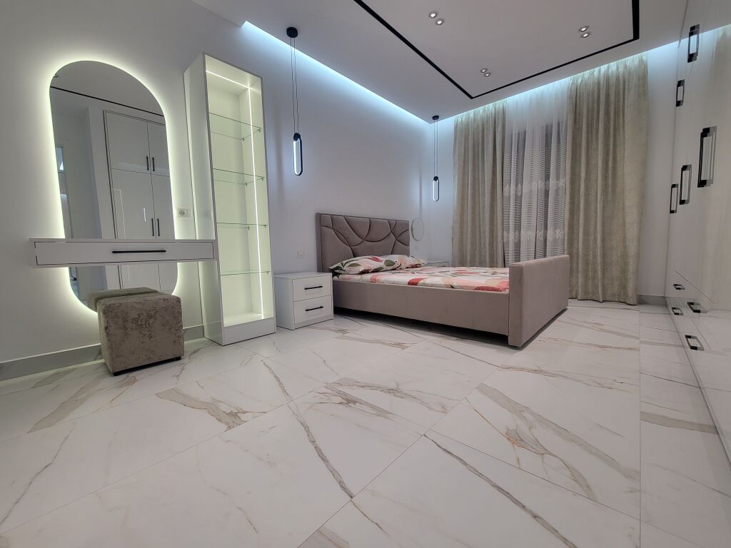 Apartament Luksoz 2+1+2 me qera Kompleksi Delijorgji
