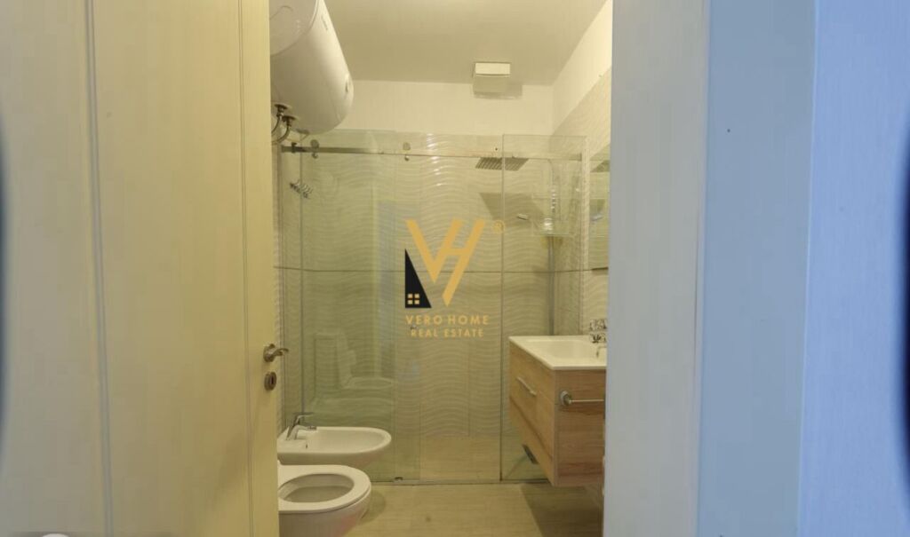 OCCASIONE!! VENDESI APPARTAMENTO 2+1+BLK IN VIA TODI SHKURTI, GRANDI 19.000.000 LEKE