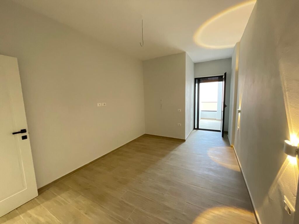Apartment 2+1 in Vlore