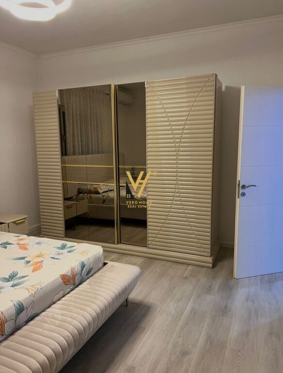 PRIVATE 1-FLOOR HOUSE FOR SALE IN BULEVARDI I RI 465,000 EURO