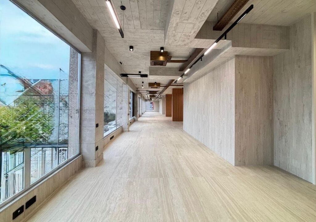 Shitet Zyrë tek Delijorgji  📍 Kompleksi Delijorgji, Tiranë