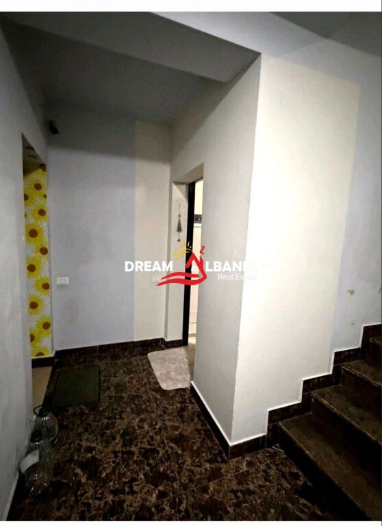 Apartment 1+1 for rent at Fusha e Aviacionit (ID 42111609)f