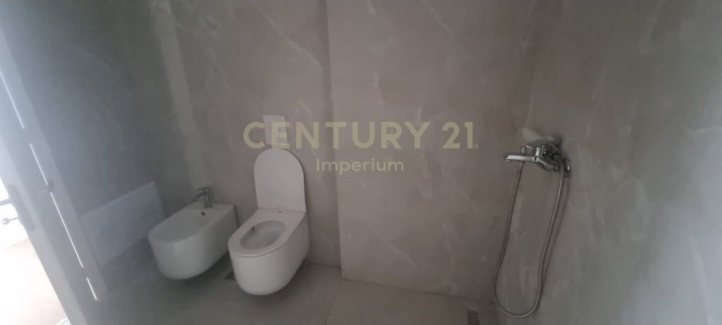 Apartment 1+1 for Rent at Kika 2, Commune of Paris!