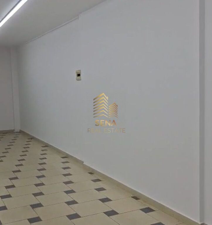 For rent, Duplex business premises 134m², Myslym Shyri Street, 150,000 Lek/month