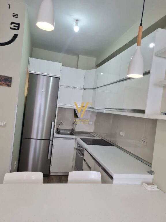 AFFITTASI APPARTAMENTO 1+1+BLK A ASTIR 40.000 LEKE
