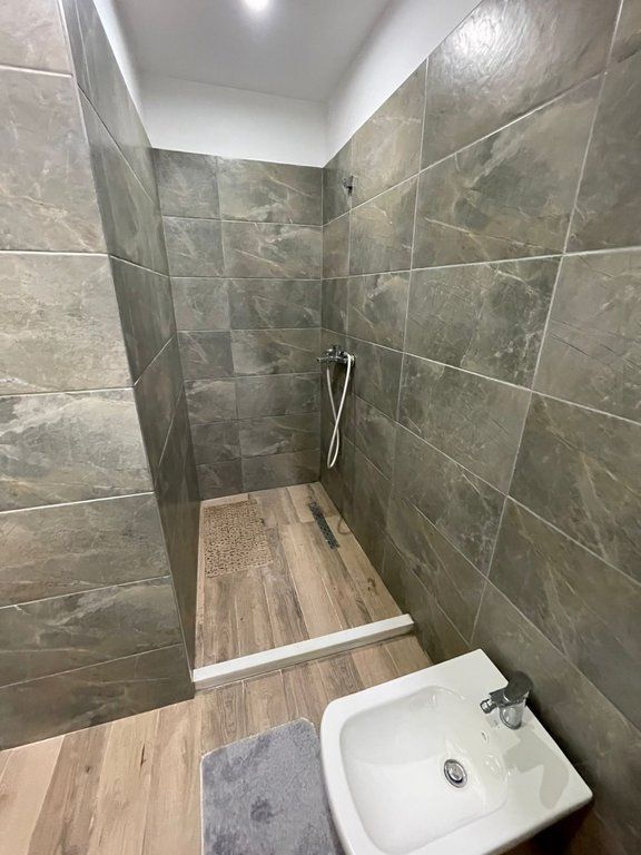 In vendita, Appartamento 1+1, Mine Peza, Tirane