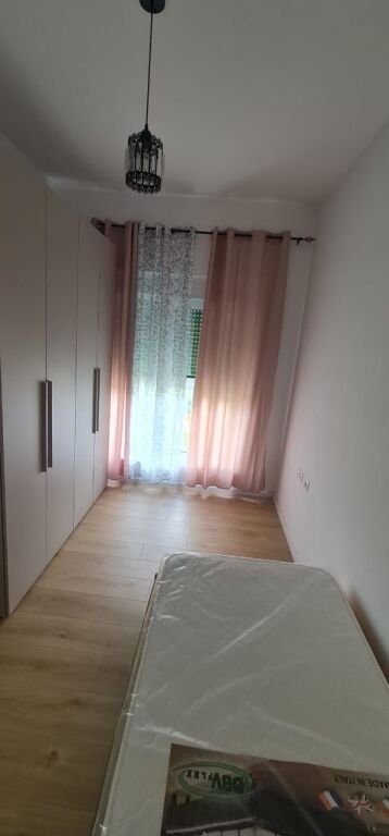 Affittasi 2+1 Ali Demi Residenca Kadiu 50.000 leke