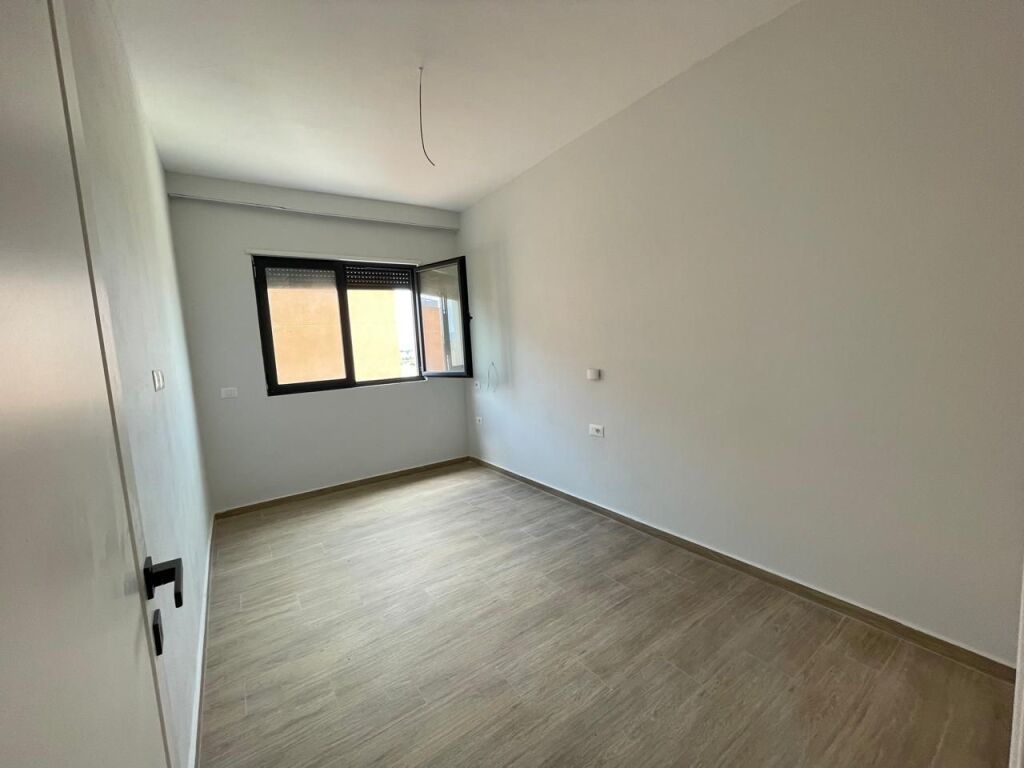 Apartment 2+1 in Vlore