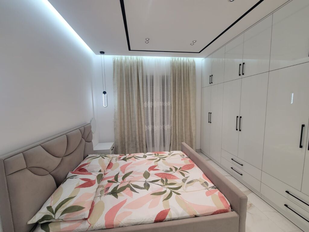 SUPER APARTAMENT 2+1+2 PER QIRA TEK KOMPLEKSI DELIJORGJI!