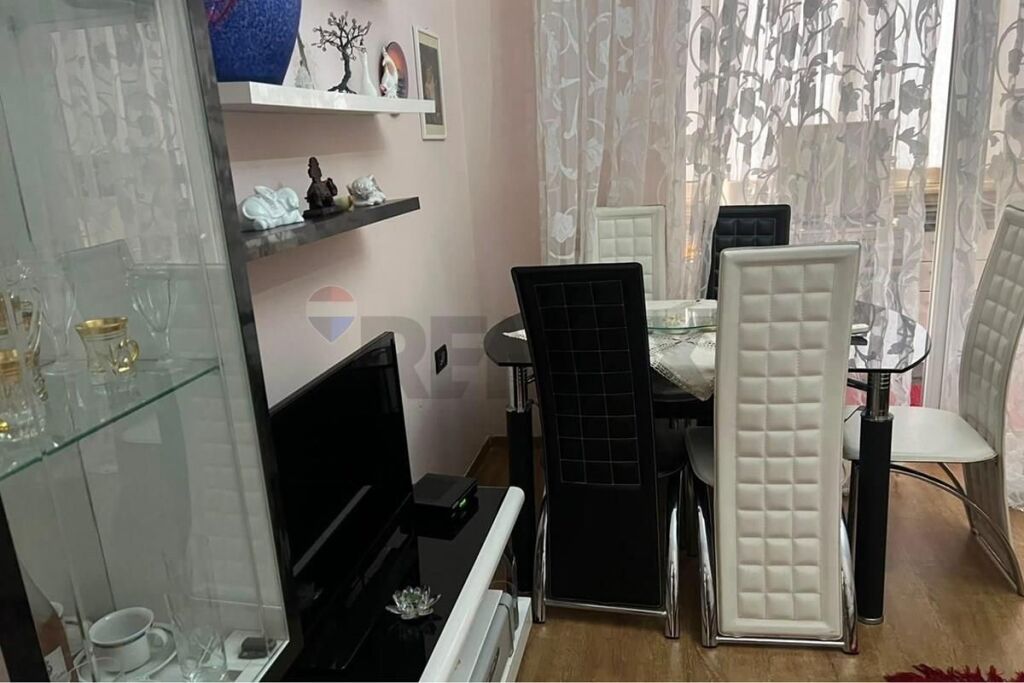 Apartament 2+1 per qira tek Eleonora