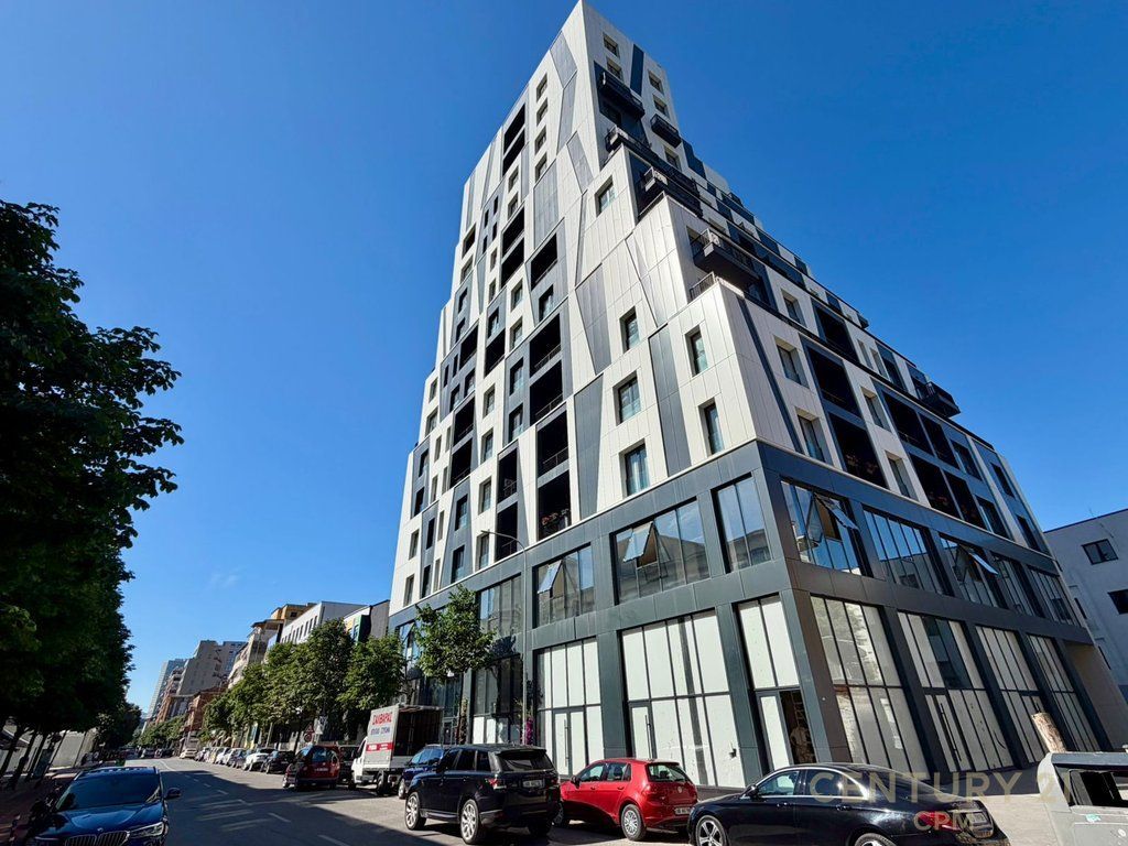 AMBIENT 358.5 METRA OPEN SPACE BUZE RRUGES BARRIKADAVE PER QIRA!