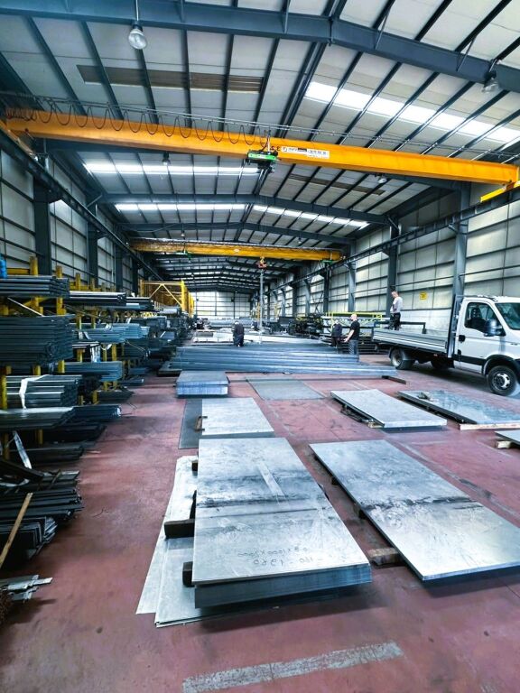 CAPANNONE INDUSTRIALE IN VENDITA – VORË