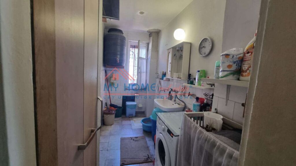 Appartamento 1+1 in Vendita a Komuna e Parisit a Tirana