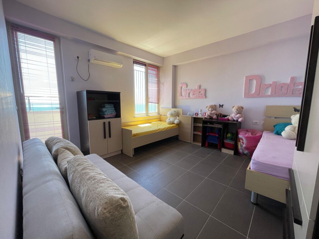 Apartment 2+1+3 balconies for sale With sea view
