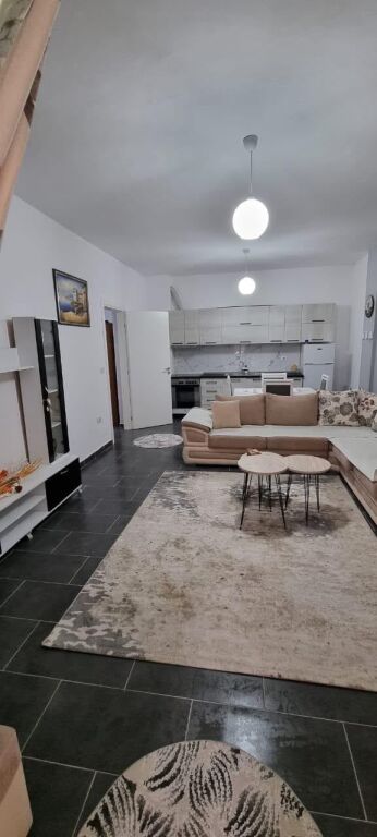 Jepet me qira apartamet 1+1 ne Fresk