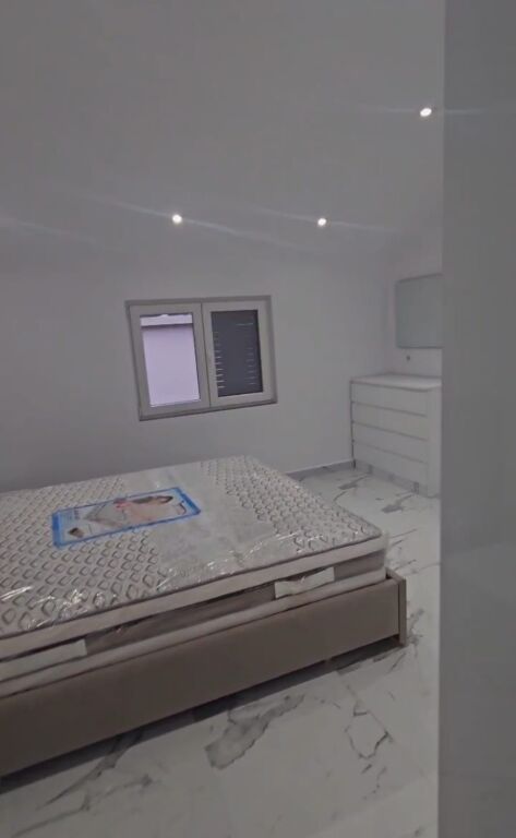 🏡 Appartamento 1+1 in affitto 📍 Sottopassaggio del Comune di Parigi