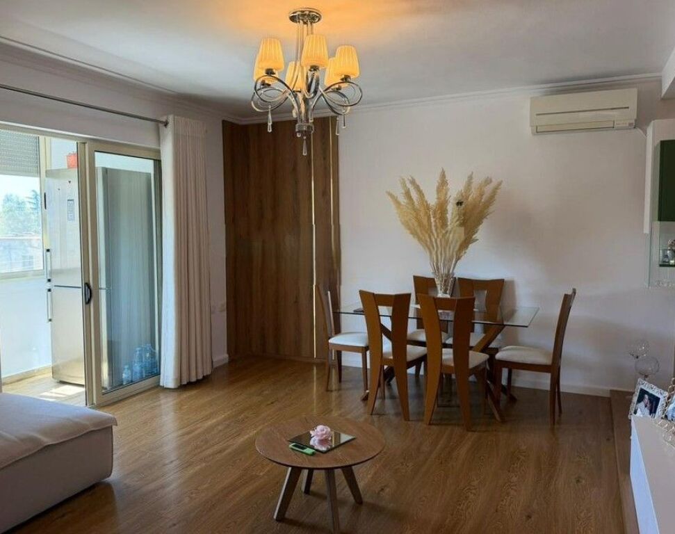 SHITET APARTAMENT 2+1 I INVESTUAR, NË LAPRAKË