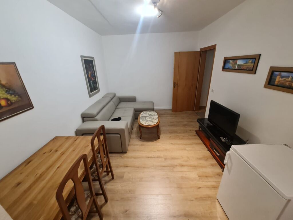 Apartment for rent 1+1 - 📍Myslym Shyri, near Someg- 480 thousand lek