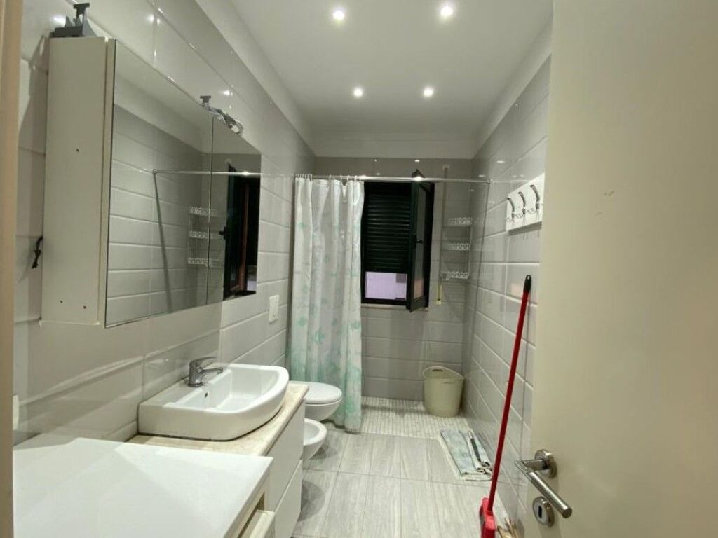 🏡 Jepet Apartament me Qira 3+1  📍 green city