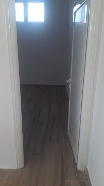 Apartament 1+1. 30000 leke Laprak