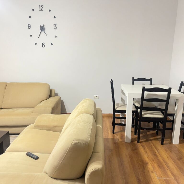 Apartament me qera 1+1 - 📍Ish Profarma, rruga Xhanfize Keko- 500 mije leke