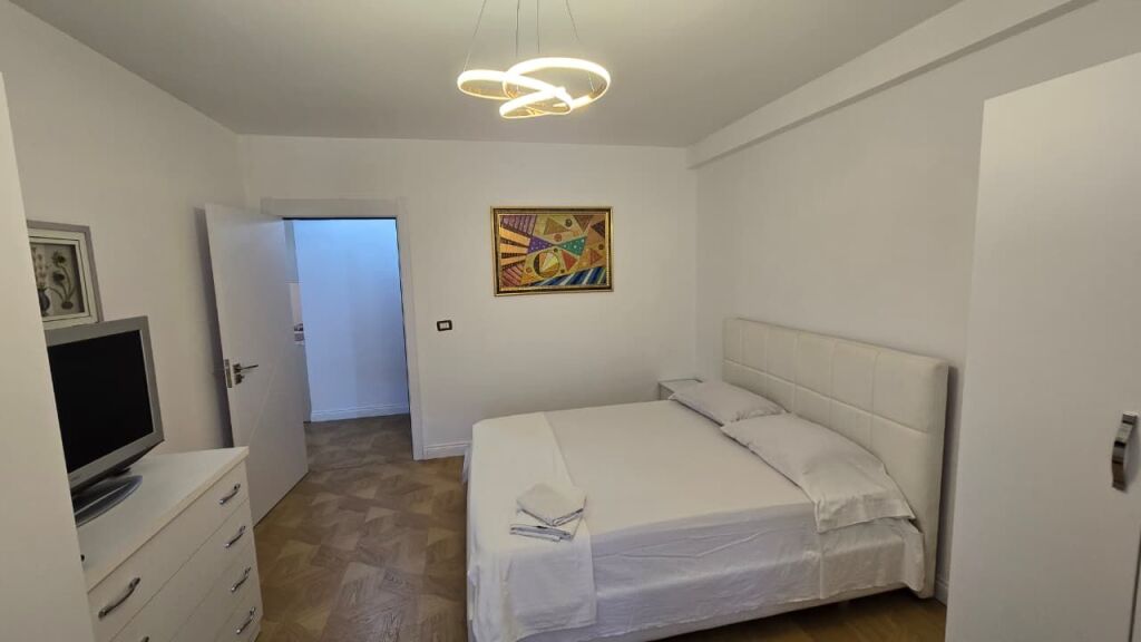 Shitet , Apartament 2+1 , Selite , Tirane