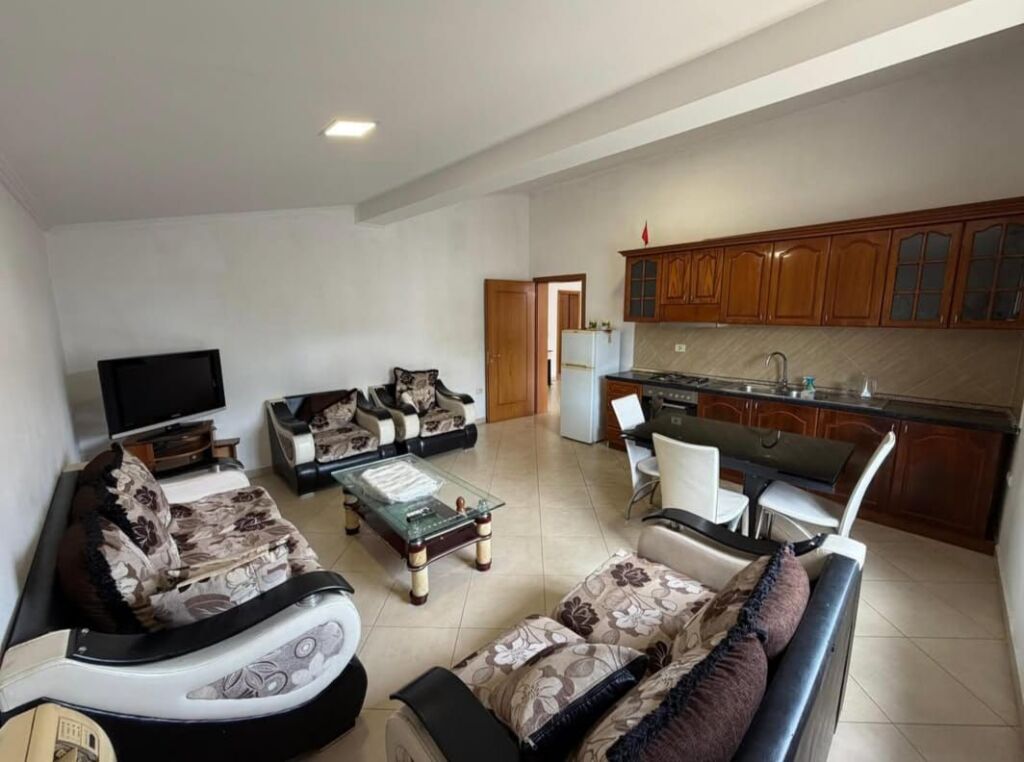 Jepet me qera Apartament 2+1+2 ne Sauk/ Zone Vilash.