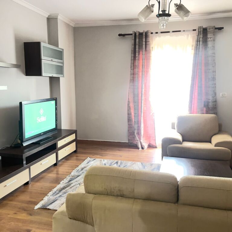 Apartament me qera 1+1 - 📍Ish Profarma, rruga Xhanfize Keko- 500 mije leke