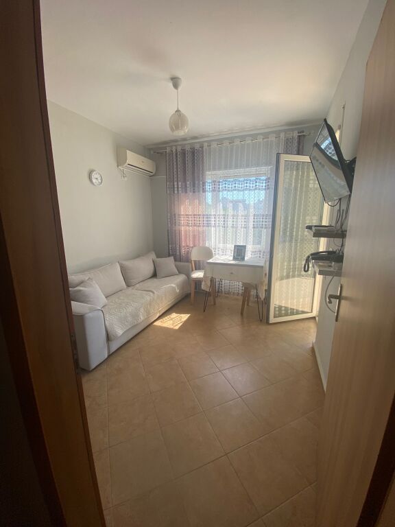 Apartment 1+1 for sale at Mali i Robit