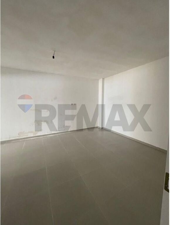 shitet Apartament 2+1 Golem
