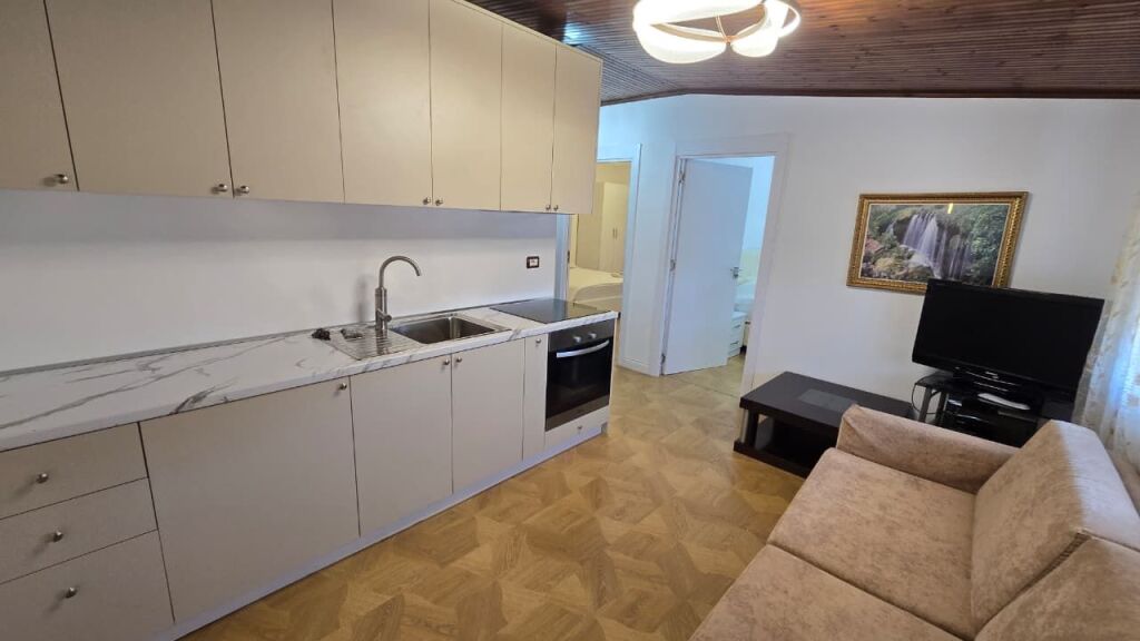 Shitet , Apartament 2+1 , Selite , Tirane