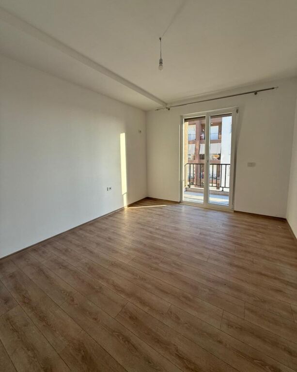 APARTAMENT ME QERA 2+1