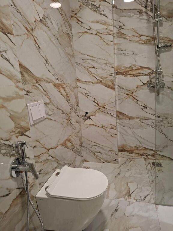 8 APARTAMENTE ME QERA MINE PEZA 650.000 LEKE FH-79992
