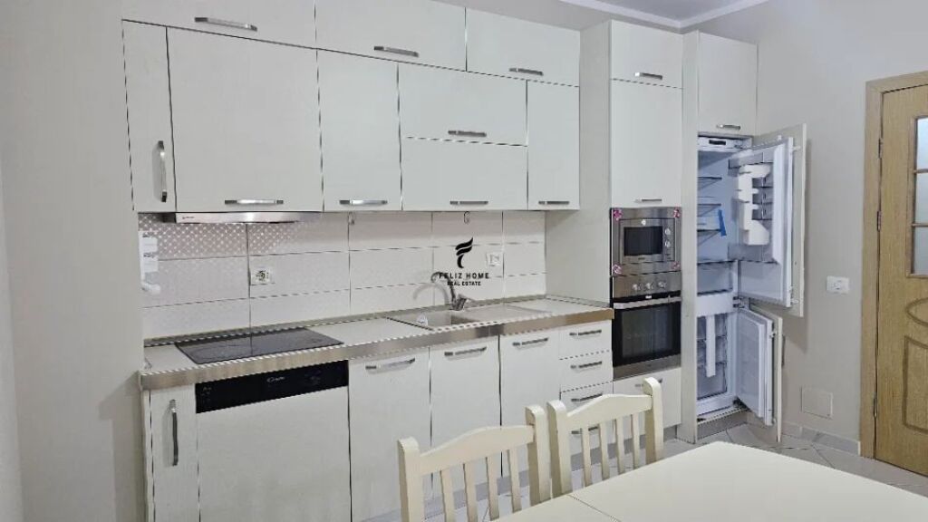 APARTAMENT ME QERA 2+1 KOPSHTI ZOOLOGJIK 65.000 LEKE FH-79997