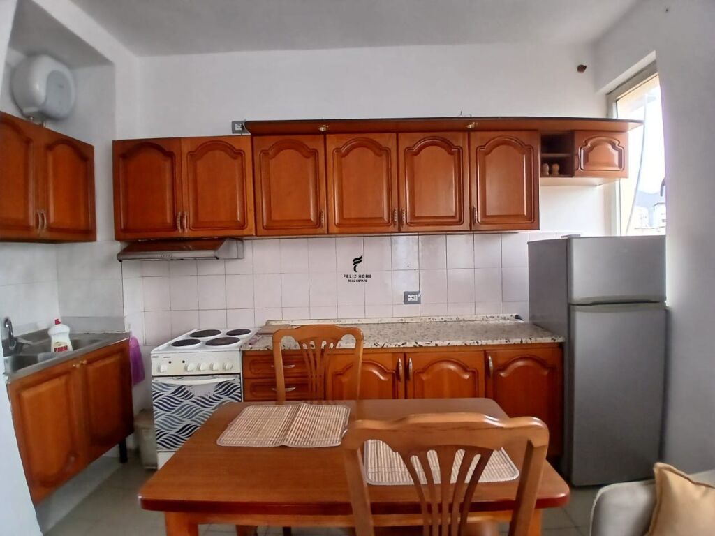 APARTAMENT ME QERA 2+1 RRUGA E DURRESIT 65.000 LEKE FH-80011