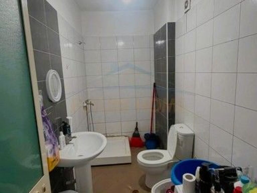 Shitet, Apartament 1+1, Unaza e Re