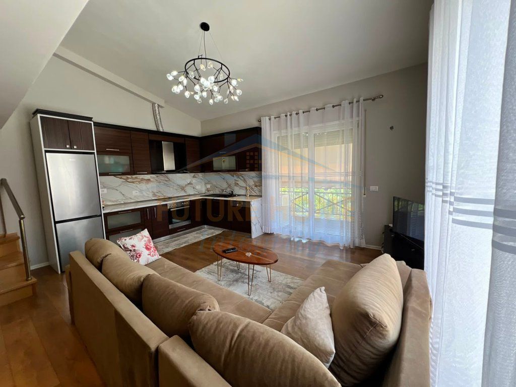 Affitto, Duplex 2+1+Veranda, Selitë, Tirana.