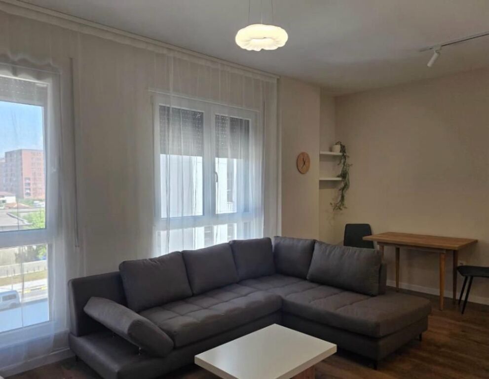 Apartament me qera 1+1 - 📍5 Maj, rezidenca Tirana Uptown