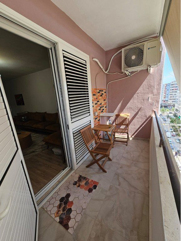 Shitet super apartament modern tek Rrethi i Astirit!