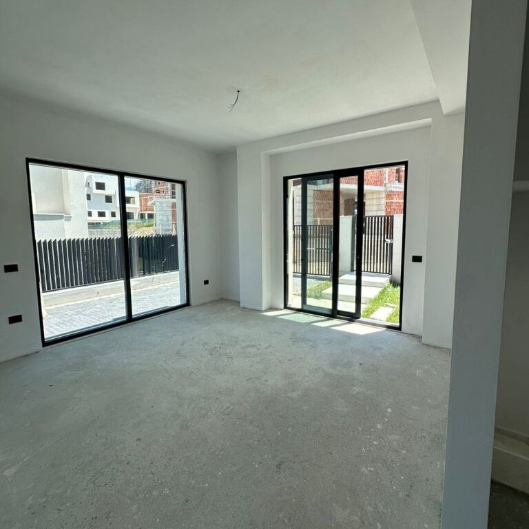 🏡 Private Villa for Sale – Dry Lake, Tirana ✨