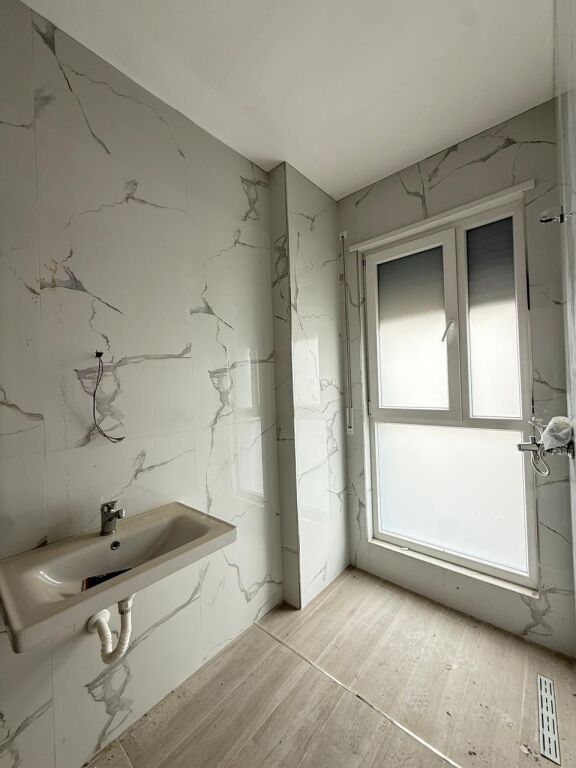 APARTAMENT 2+1 PER SHITJE TEK TRIO TOWERS, DON BOSKO