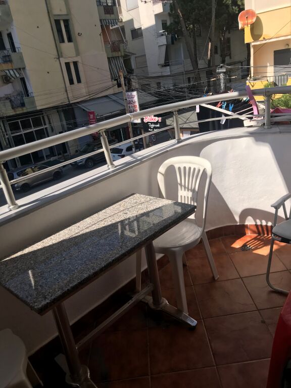 affittasi 1+1 sulla spiaggia vicino all'hotel Majestik