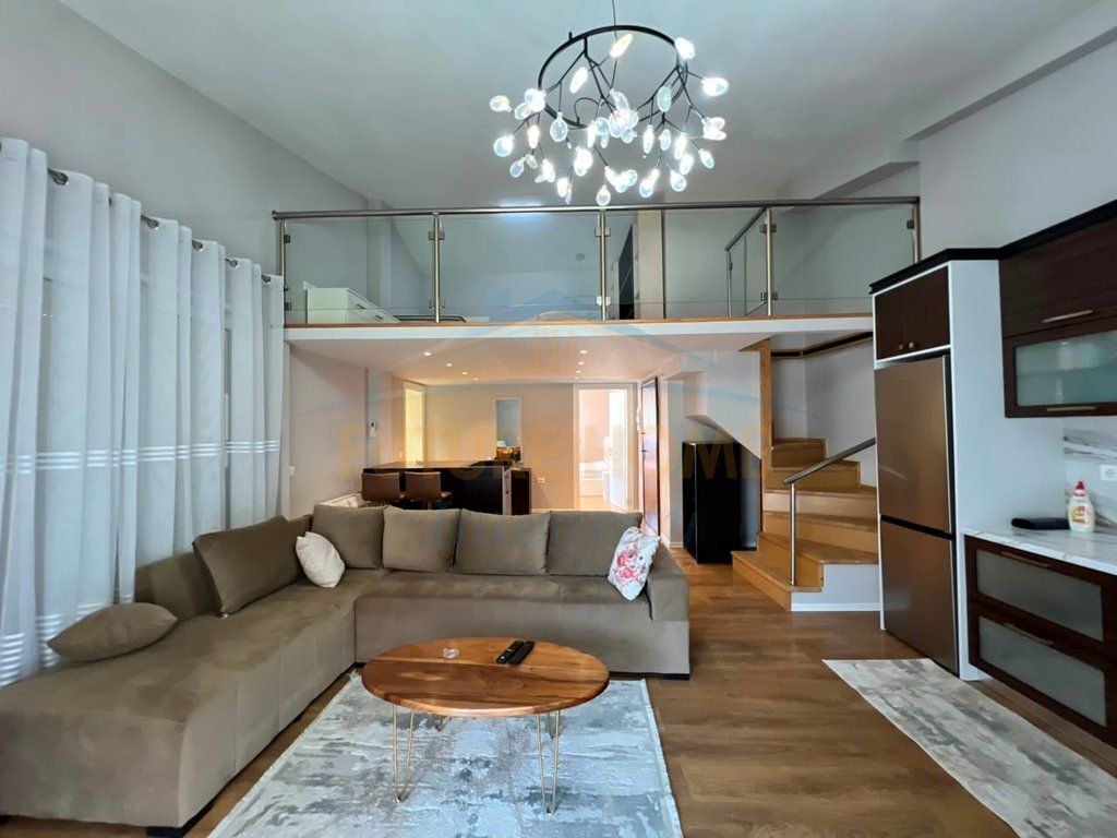 Affitto, Duplex 2+1+Veranda, Selitë, Tirana.