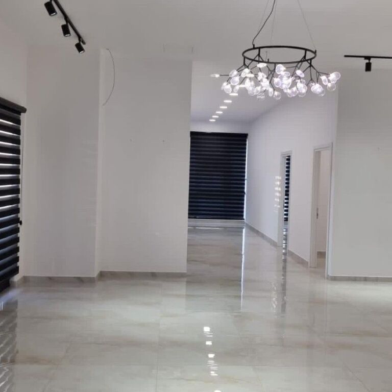 🏢✨ JEPET ME QIRA AMBIENT KOMERCIAL – FARMACIA 10 ✨🏢