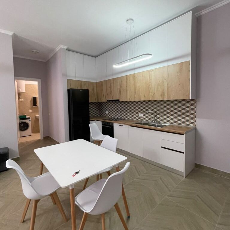 🏡 Apartament 1+1 me Qira + Post Parkimi – Kompleksi Delijorgji ✨