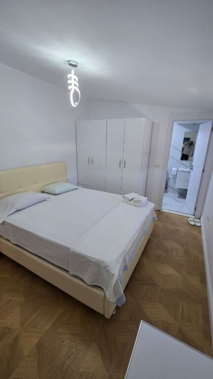 Shitet , Apartament 2+1 , Selite , Tirane