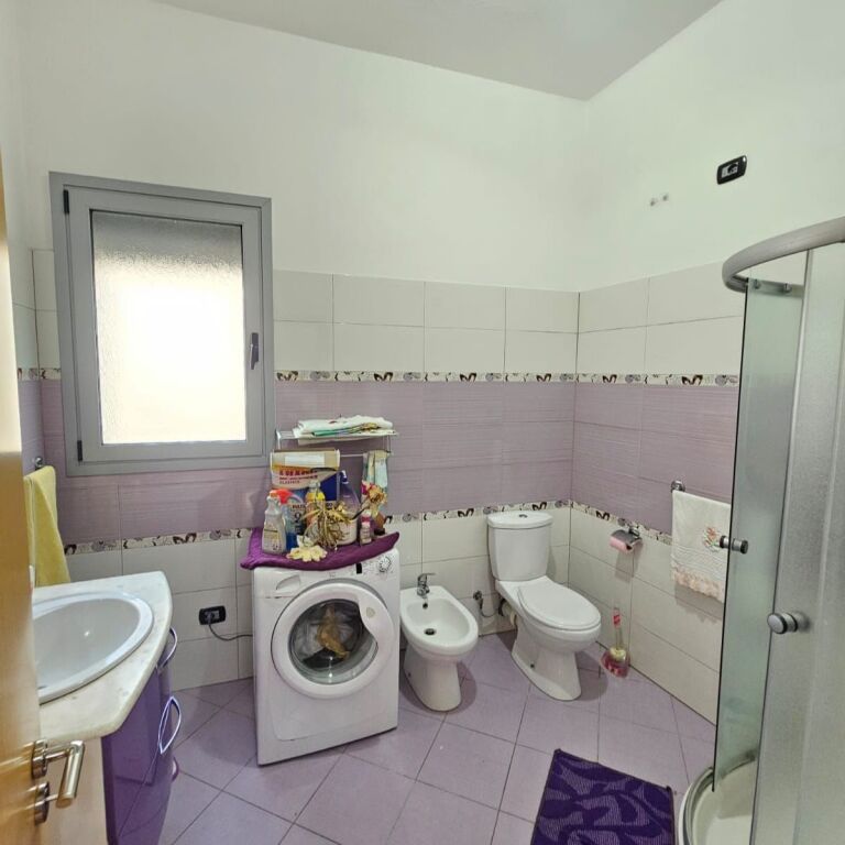 🏡 **JEPET ME QERA SUPER APARTAMENT 3+1 NË SHIJAK**