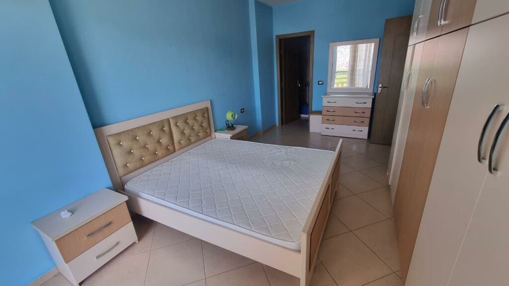 Apartament 2+1+2 me qera ne Yzberisht
