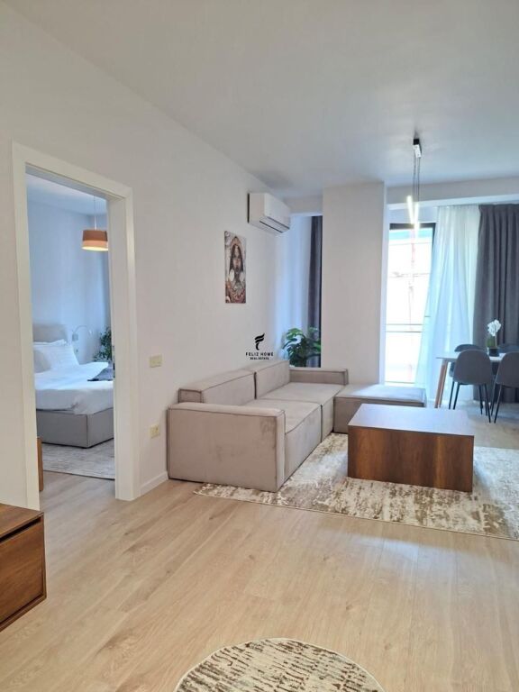 8 APARTAMENTE ME QERA MINE PEZA 650.000 LEKE FH-79992