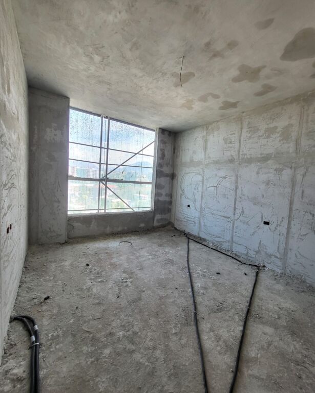 Shitet Apartament 2+1+2 Bulevardi i Ri